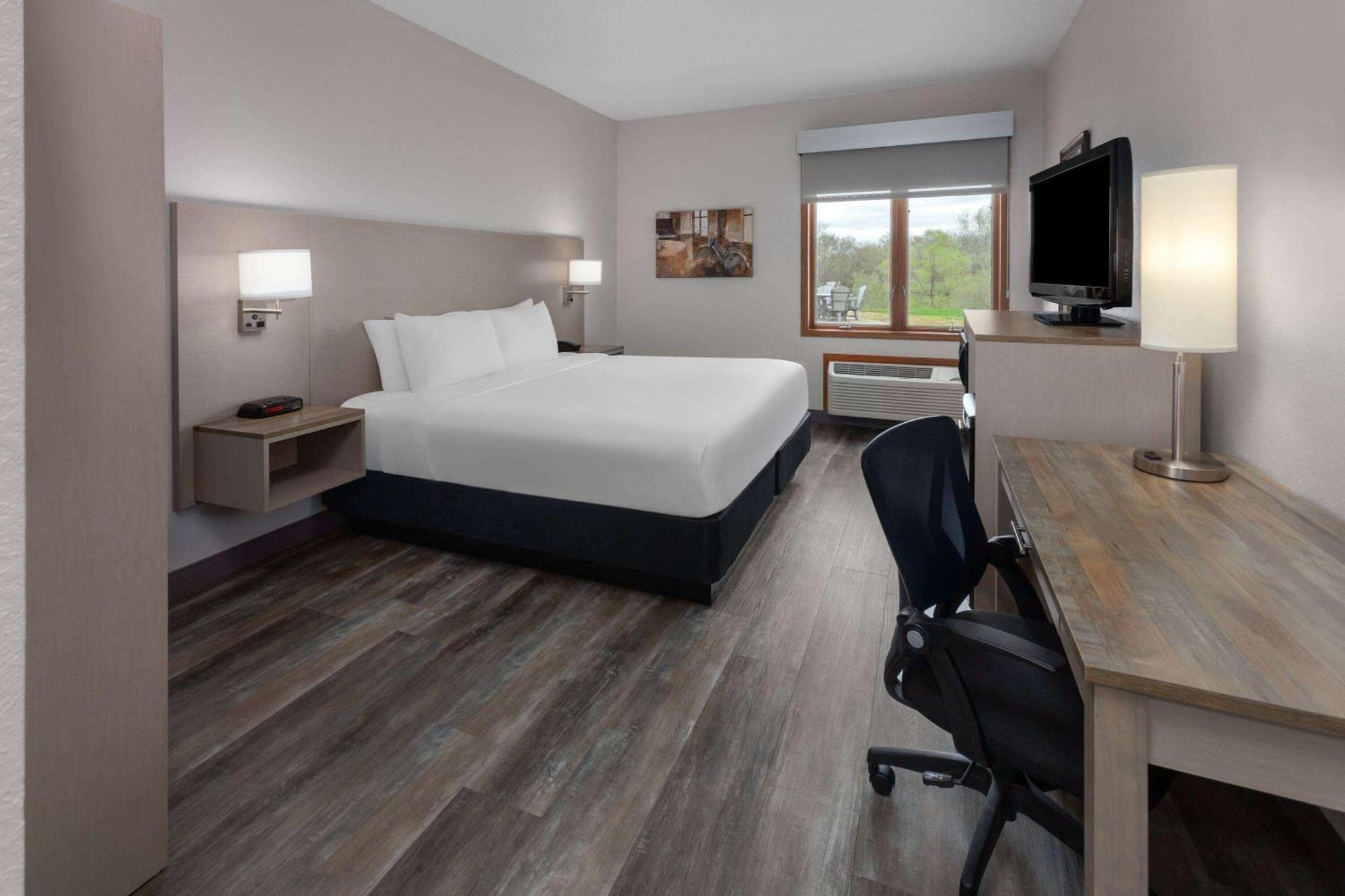 Links Bos Landen Hotel & Spa Of Pella, Trademark By Wyndham المظهر الخارجي الصورة