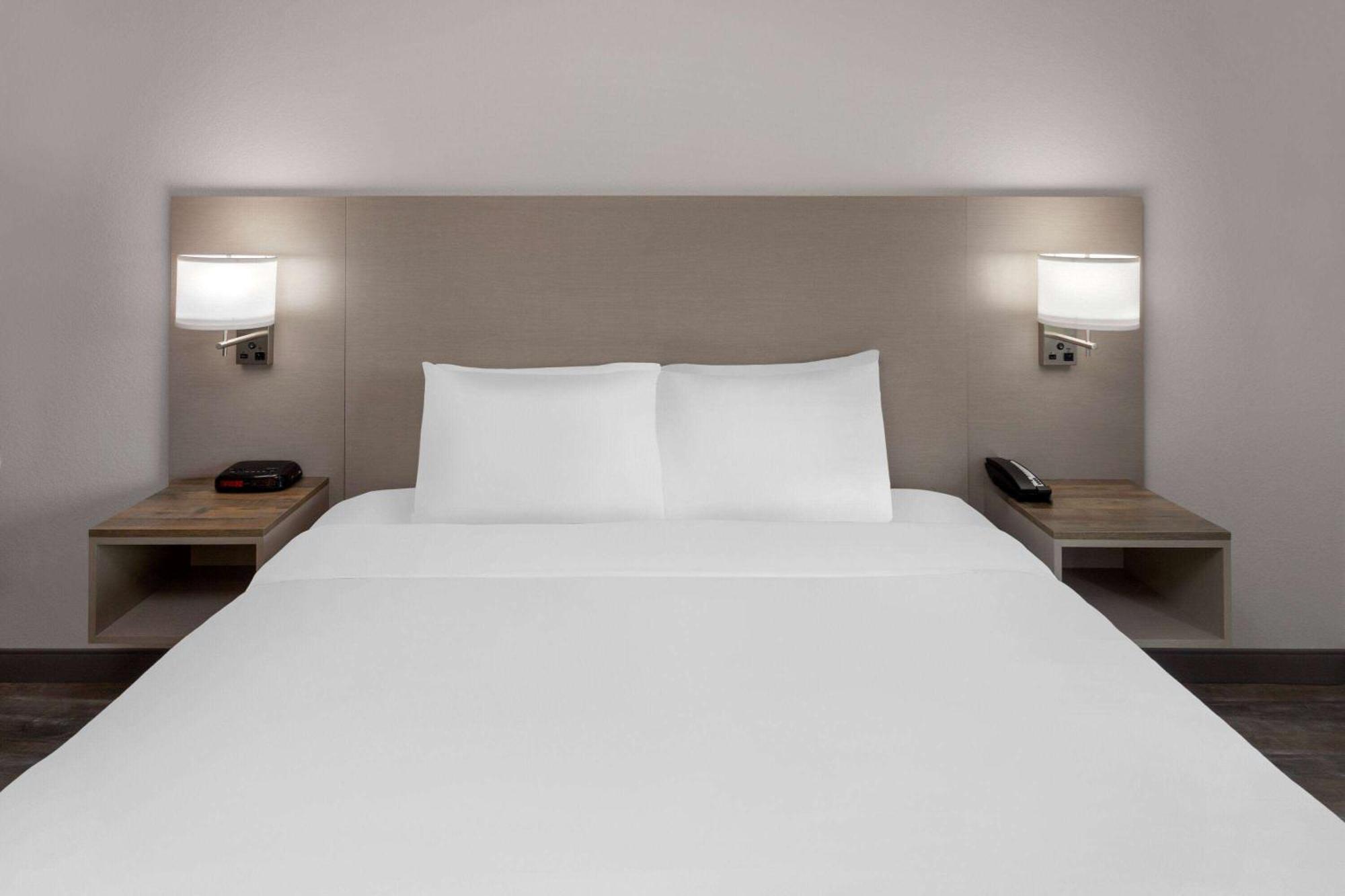 Links Bos Landen Hotel & Spa Of Pella, Trademark By Wyndham المظهر الخارجي الصورة